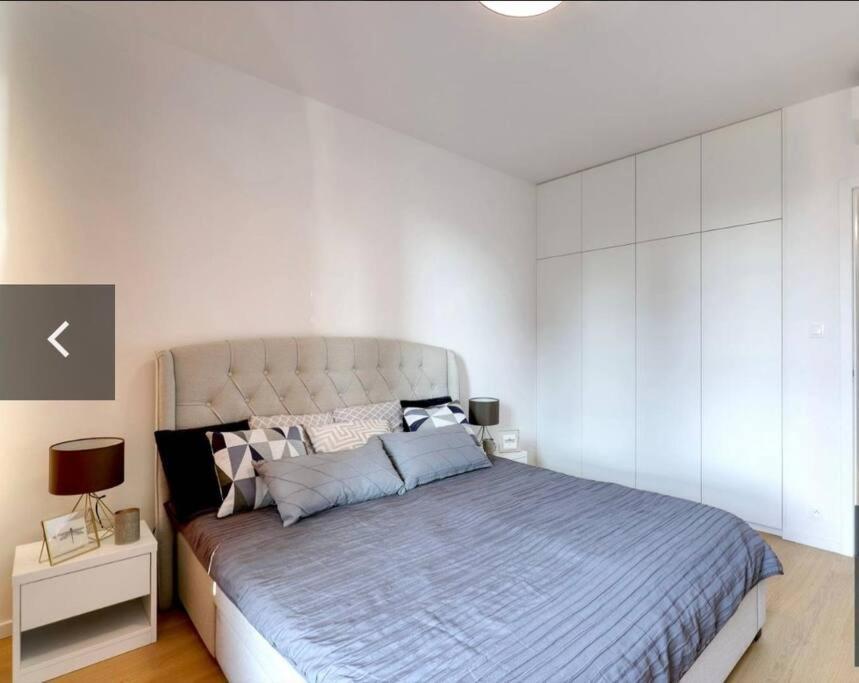 Klinger Apartment Братислава Екстер'єр фото