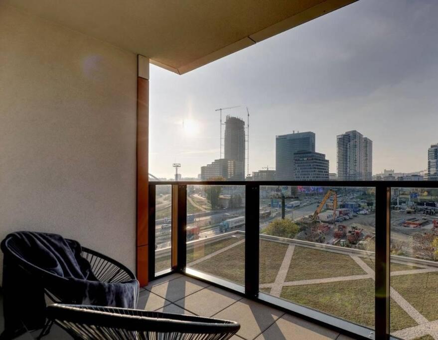 Klinger Apartment Братислава Екстер'єр фото